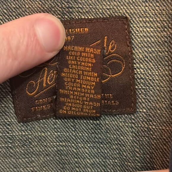 Aeropostale Women's Denim Jacket - Classic Blue Wash - Size L - Picture 3 of 5